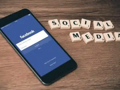 Astuces pour promouvoir votre entreprise sur les réseaux sociaux