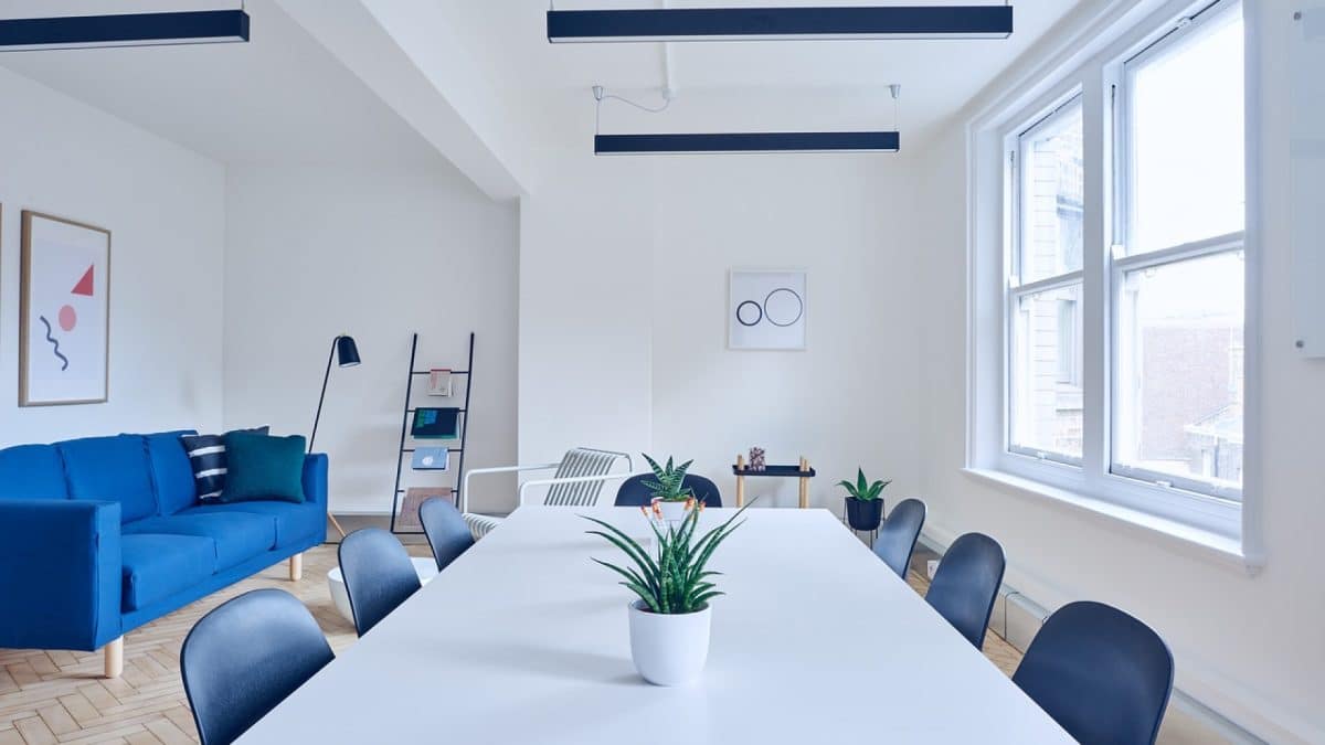 Mobilier de bureau professionnel personnalisable : les avantages